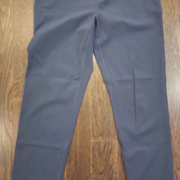 Aritzia The Group by Weekender Pant - Picture 5 of 7